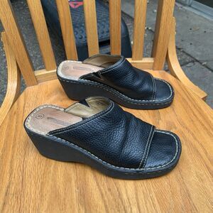 Vintage 90s Y2K Womens Pebbled Leather Chunky Wedge Sandals Size 8 Slip-On Black